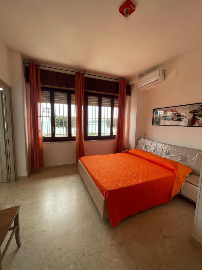 La Finestra Sul Mare B&B Crotone Exteriér fotografie
